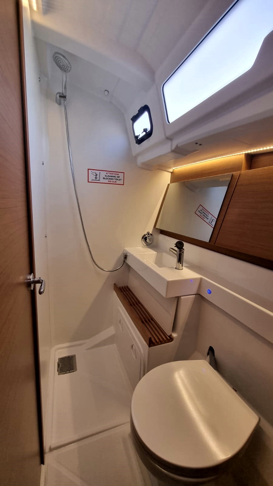 Photo #7 - Sun Odyssey 490 (Izzy) en Rogac - 18333