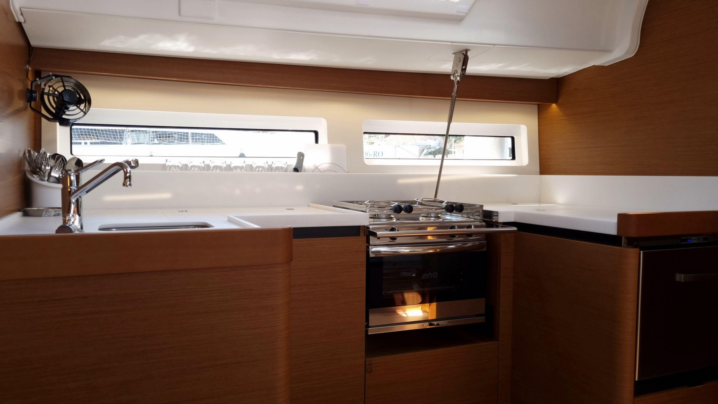 Photo #2 - Sun Odyssey 490 (Izzy) en Rogac - 18333