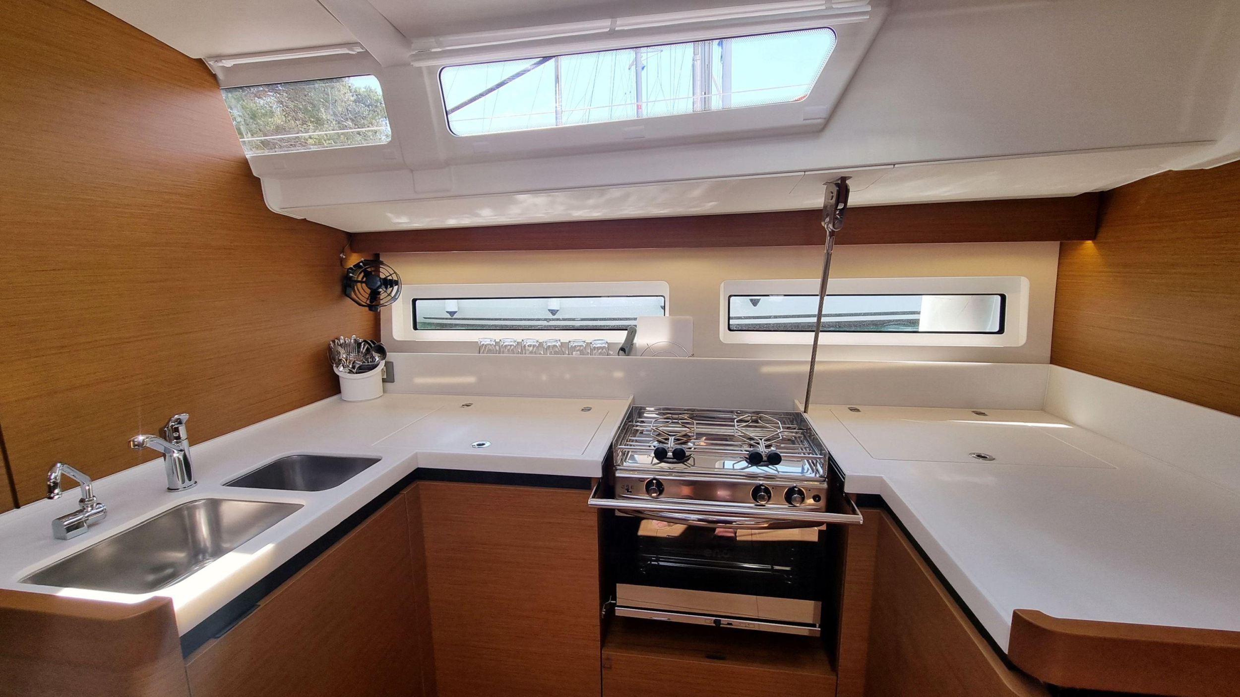 Photo #38 - Sun Odyssey 490 (Izzy) en Rogac - 18333