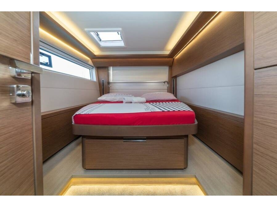 Photo #3 - Lagoon 50F (Captain Morgan w) en Marina - 22387