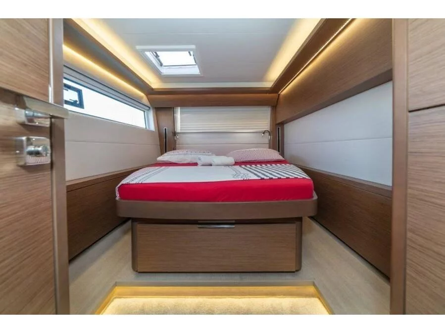 Lagoon 50F (Captain Morgan w) Interior image - 2