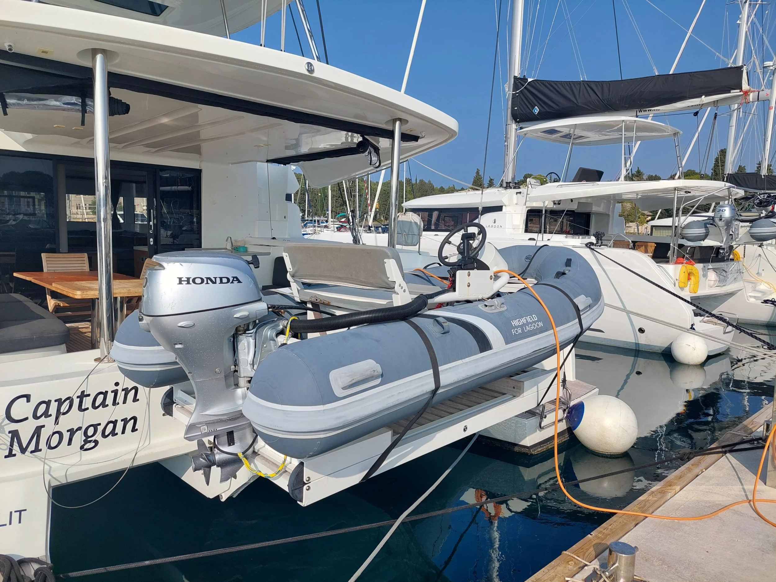 Lagoon 50F (Captain Morgan w)  - 17