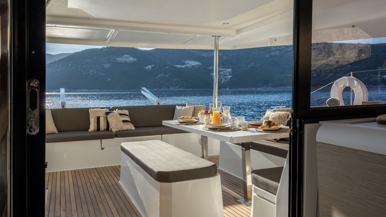 Photo #12 - Elba 45 (PHOEBE) en Lefkada - 22891