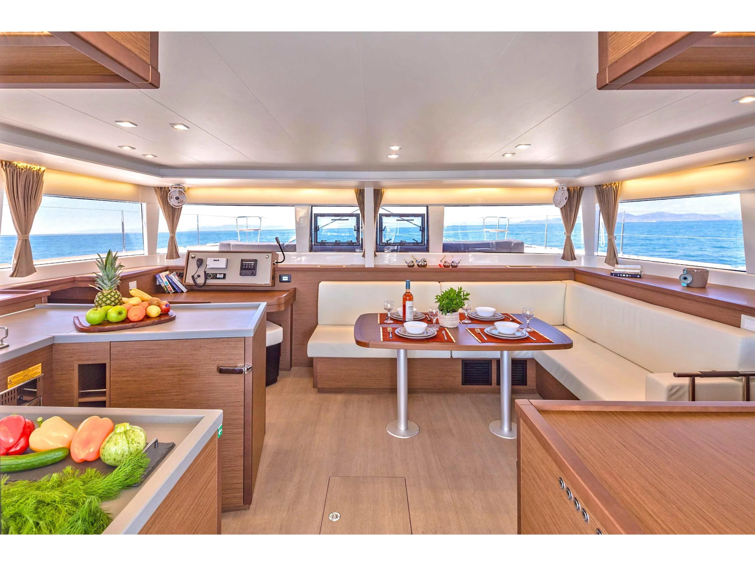 Lagoon 450 Flybridge (Alegria) Interior image - 2