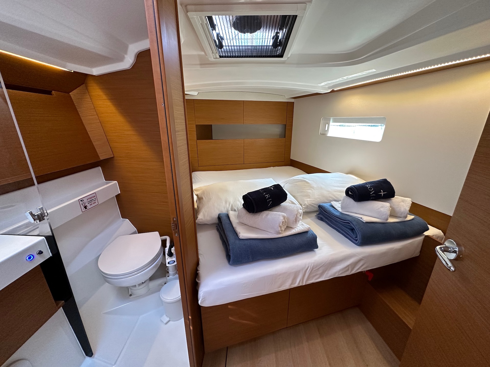 Photo #8 - Sun Odyssey 410 (Wind Kiss) in Dubrovnik - 17657