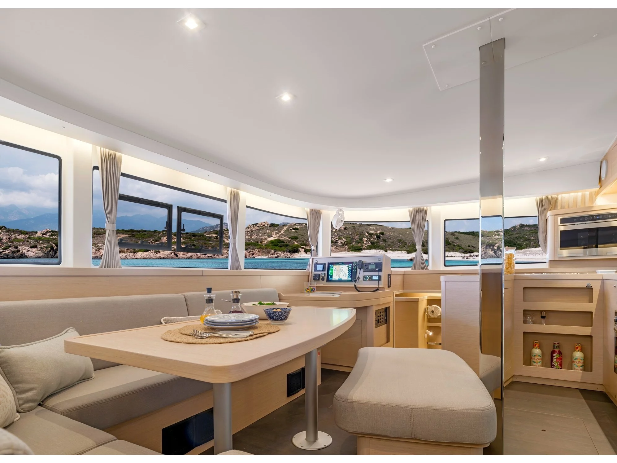 Lagoon 42 (LUNA) Interior image - 5