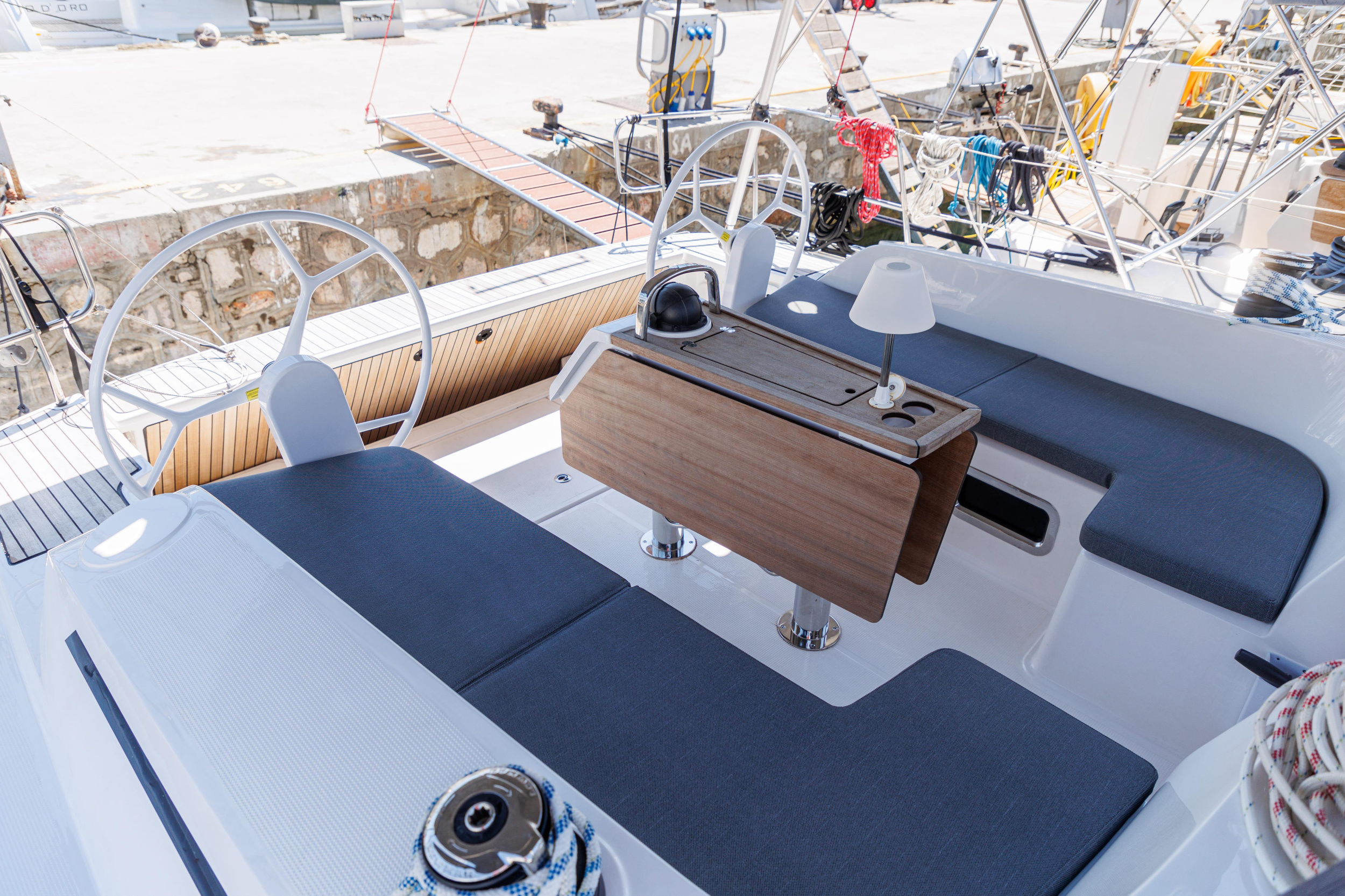 Photo #9 - Bavaria Cruiser 46 (EROS) in Atene - 20300