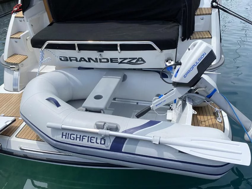 Grandezza 34 OC (Alice) dingy/outboard engine - 6