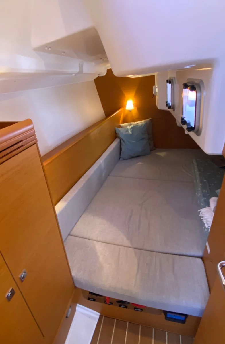 Sun Odyssey 33i (Cathy)  - 6
