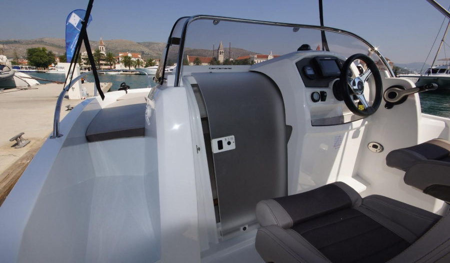 Photo #15 - Jeanneau Cap Camarat 5.5WA S2 (Cap Camarat 5.5WA _1) en Trogir - 25617