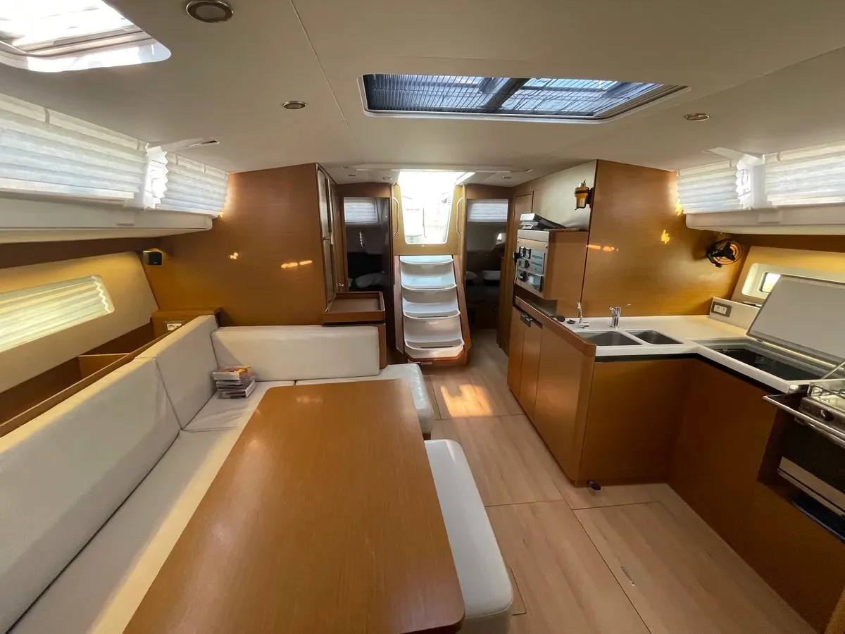 Jeanneau Sun Odyssey 490 (Konstantinos ex Secret) Interior image - 1