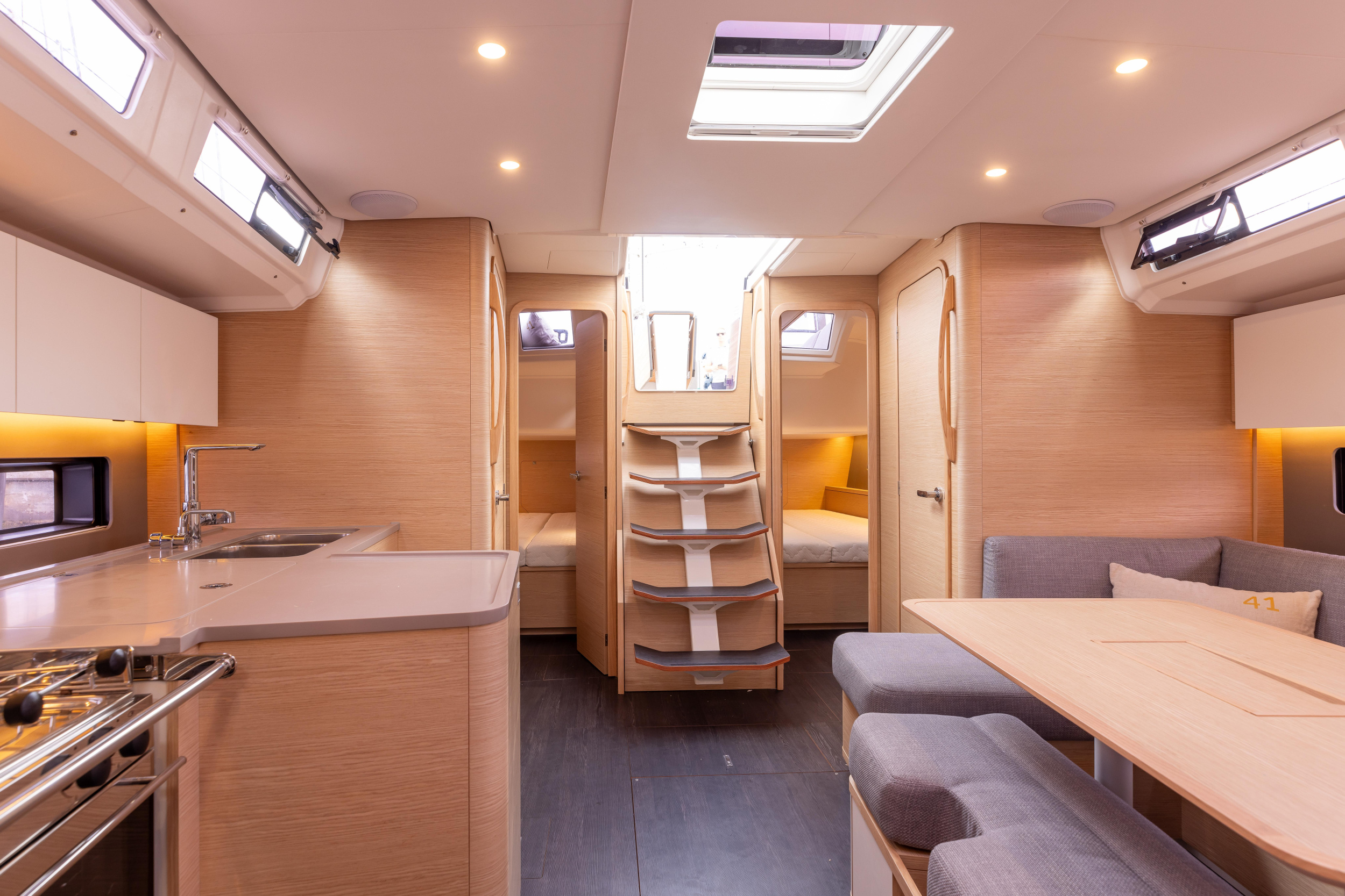 Photo #14 - Dufour 41 () in Marina - 20497