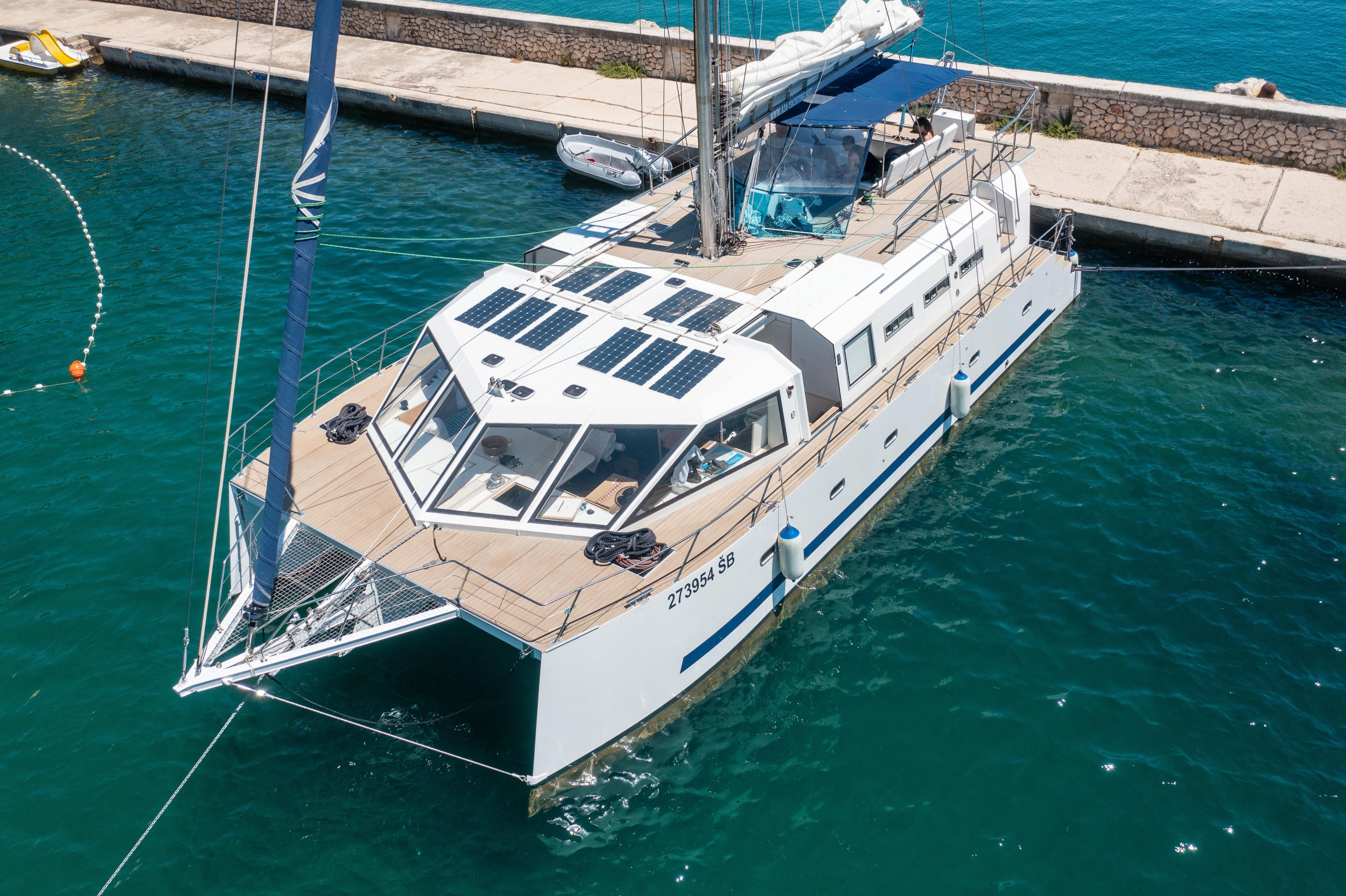 Photo #8 - Catamaran (UPWIND) in Trogir - 19349