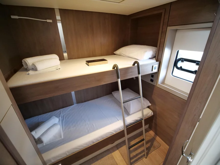 Bali 4.8 (EAGLE) family cabin, bunk bed - 22