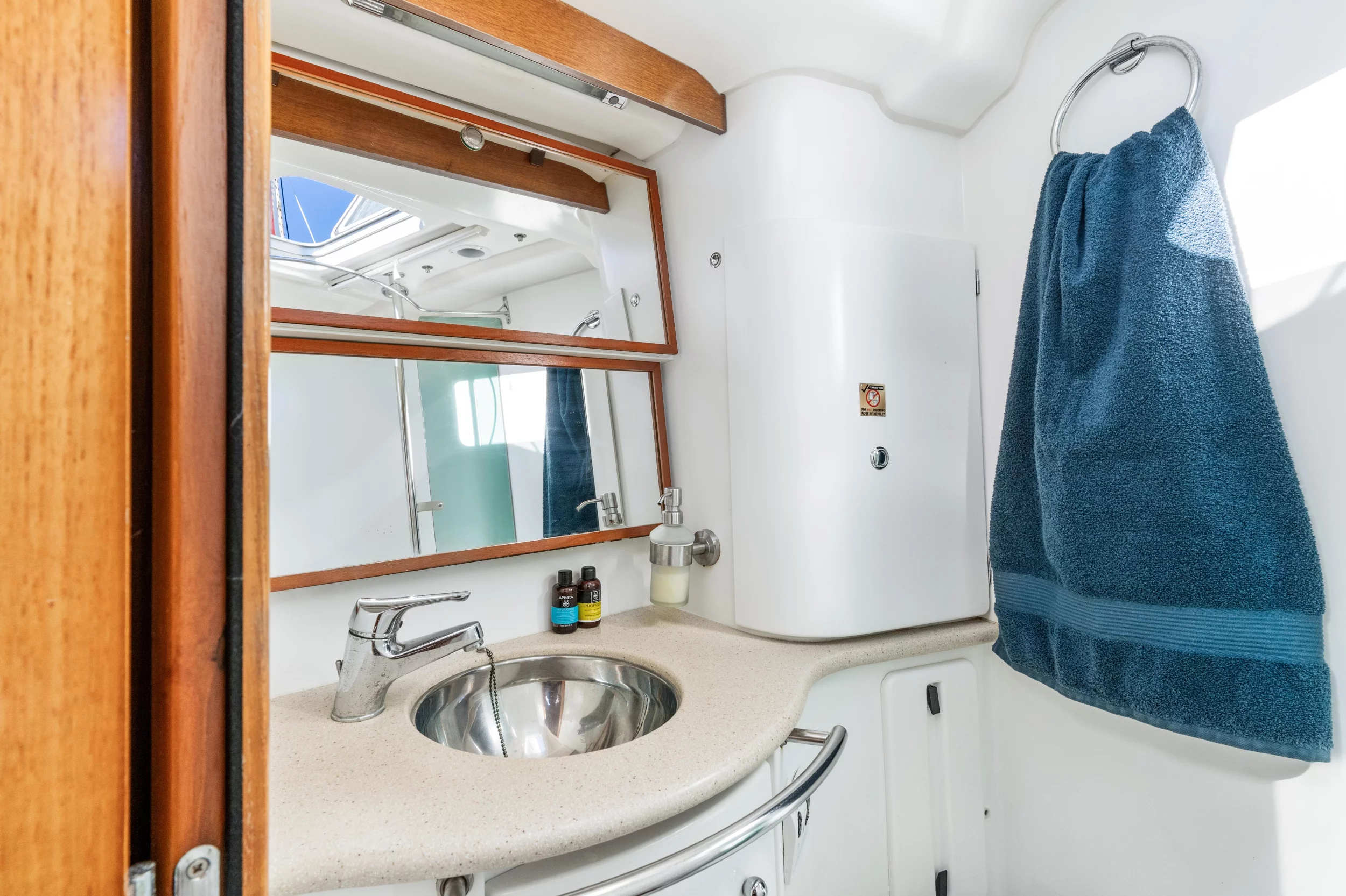 Sun Odyssey 54DS (Honey Ryder)  - 1