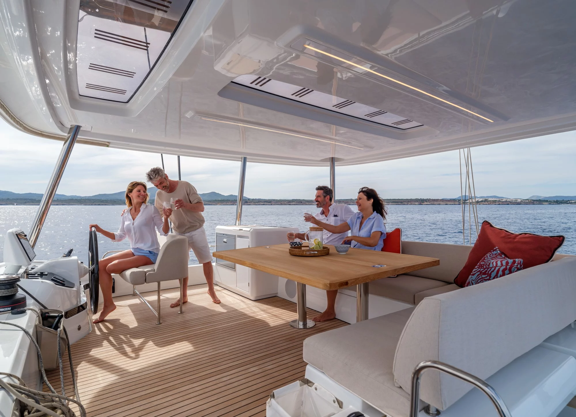 Lagoon 55 (NEW 2025) + crew / 8 guests (LUZ DEL MAR)  - 12