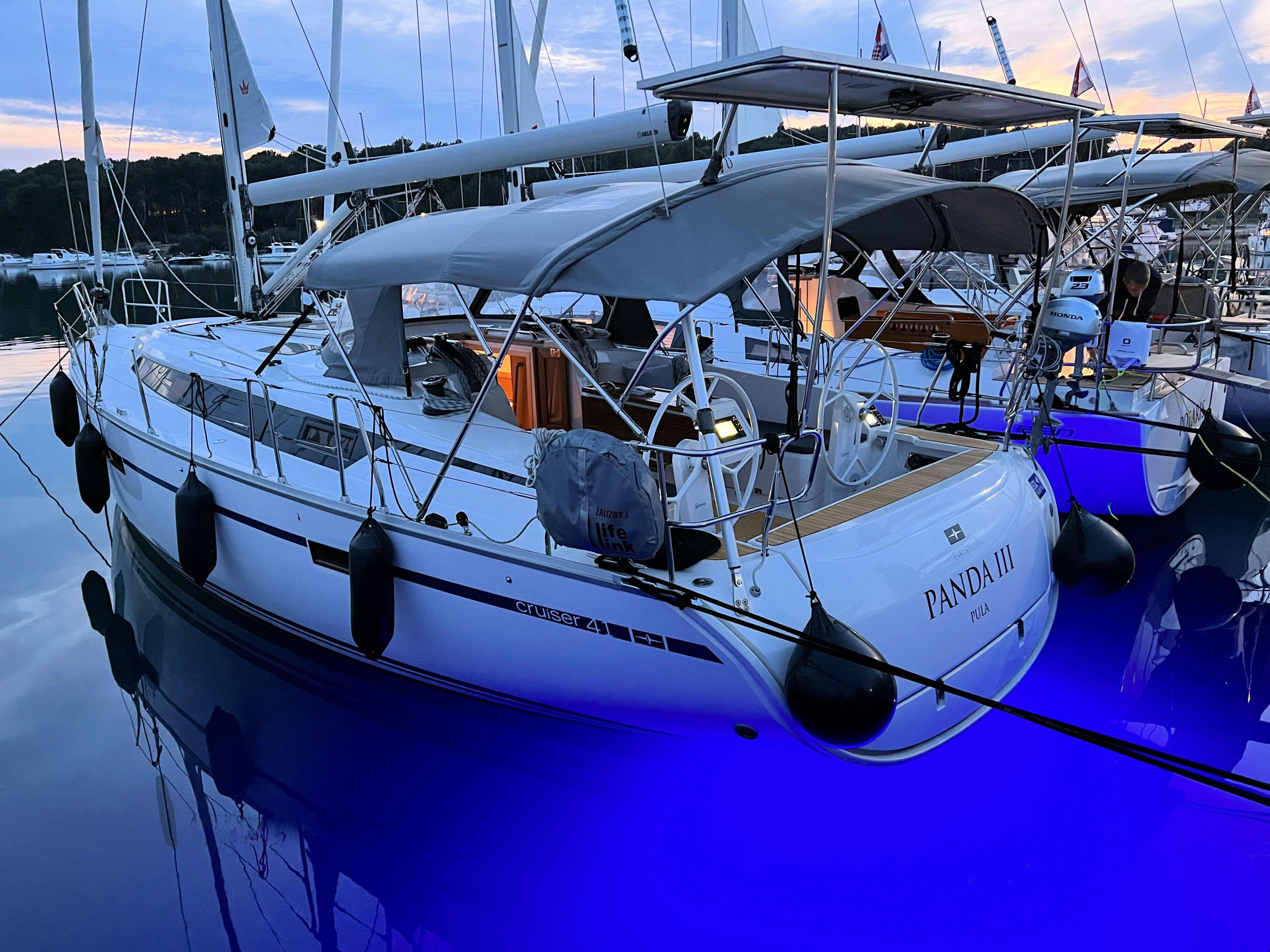 Photo #33 - Bavaria Cruiser 41 (Panda III) in Pula - 15875