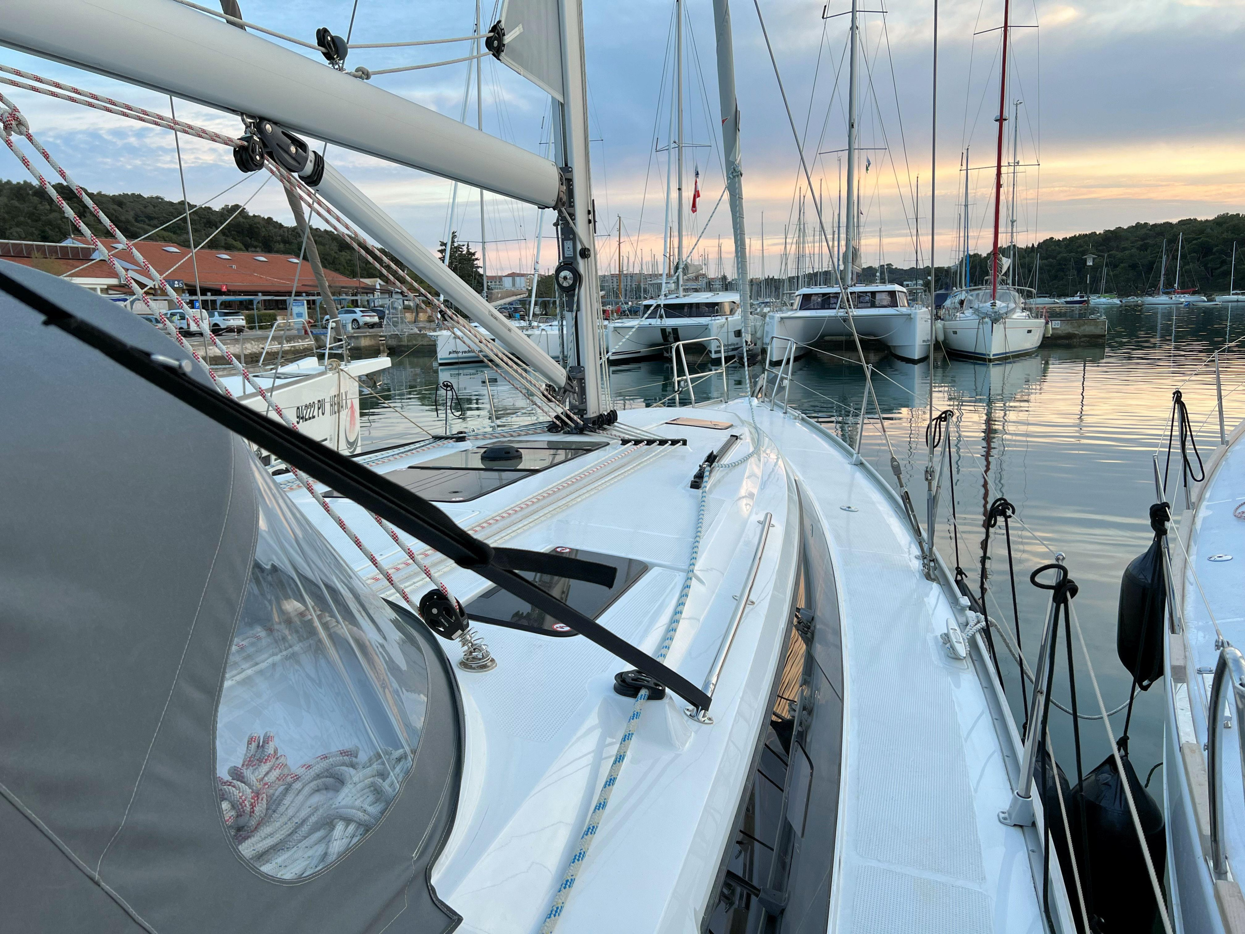Photo #32 - Bavaria Cruiser 41 (Panda III) in Pula - 15875