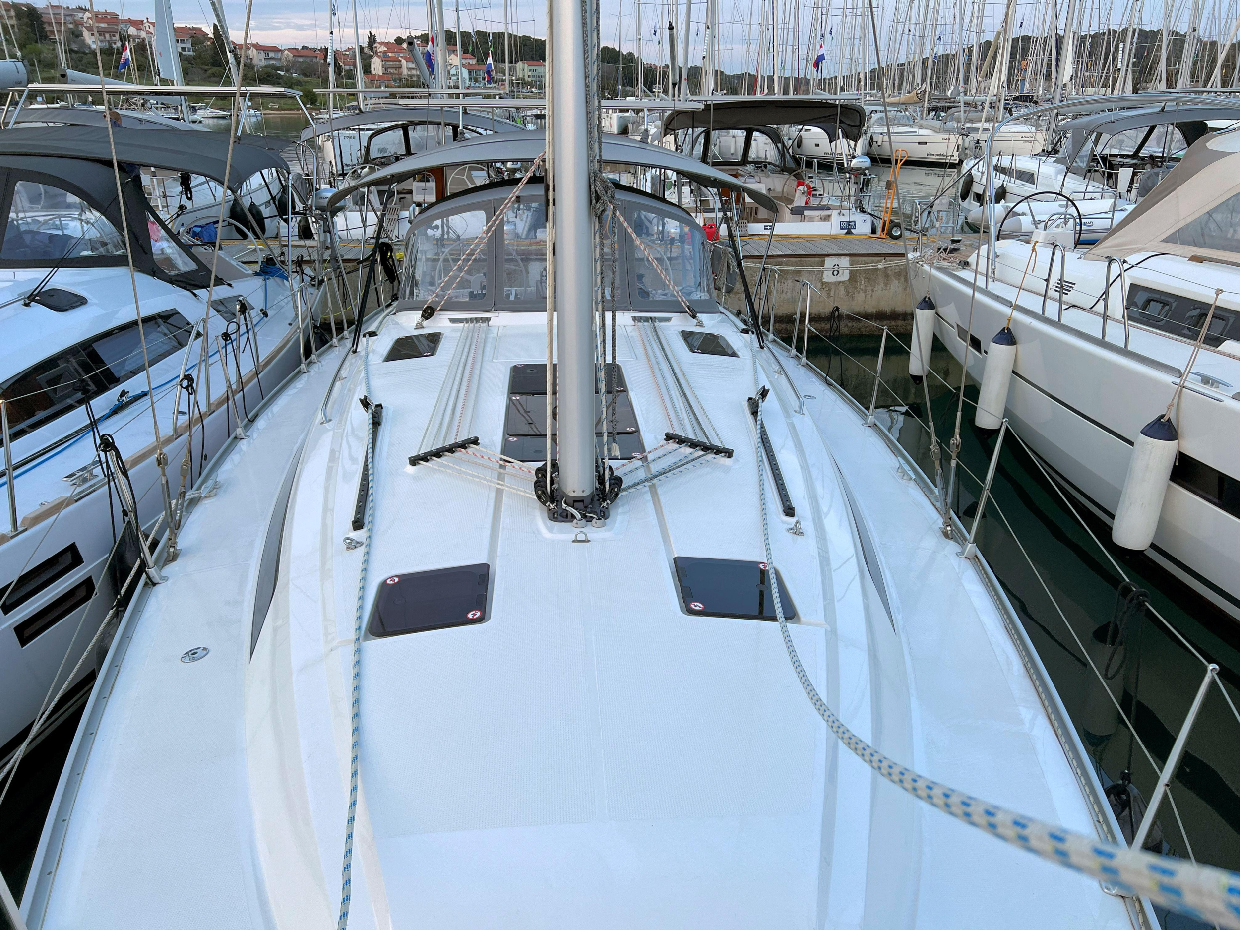 Photo #27 - Bavaria Cruiser 41 (Panda III) in Pula - 15875