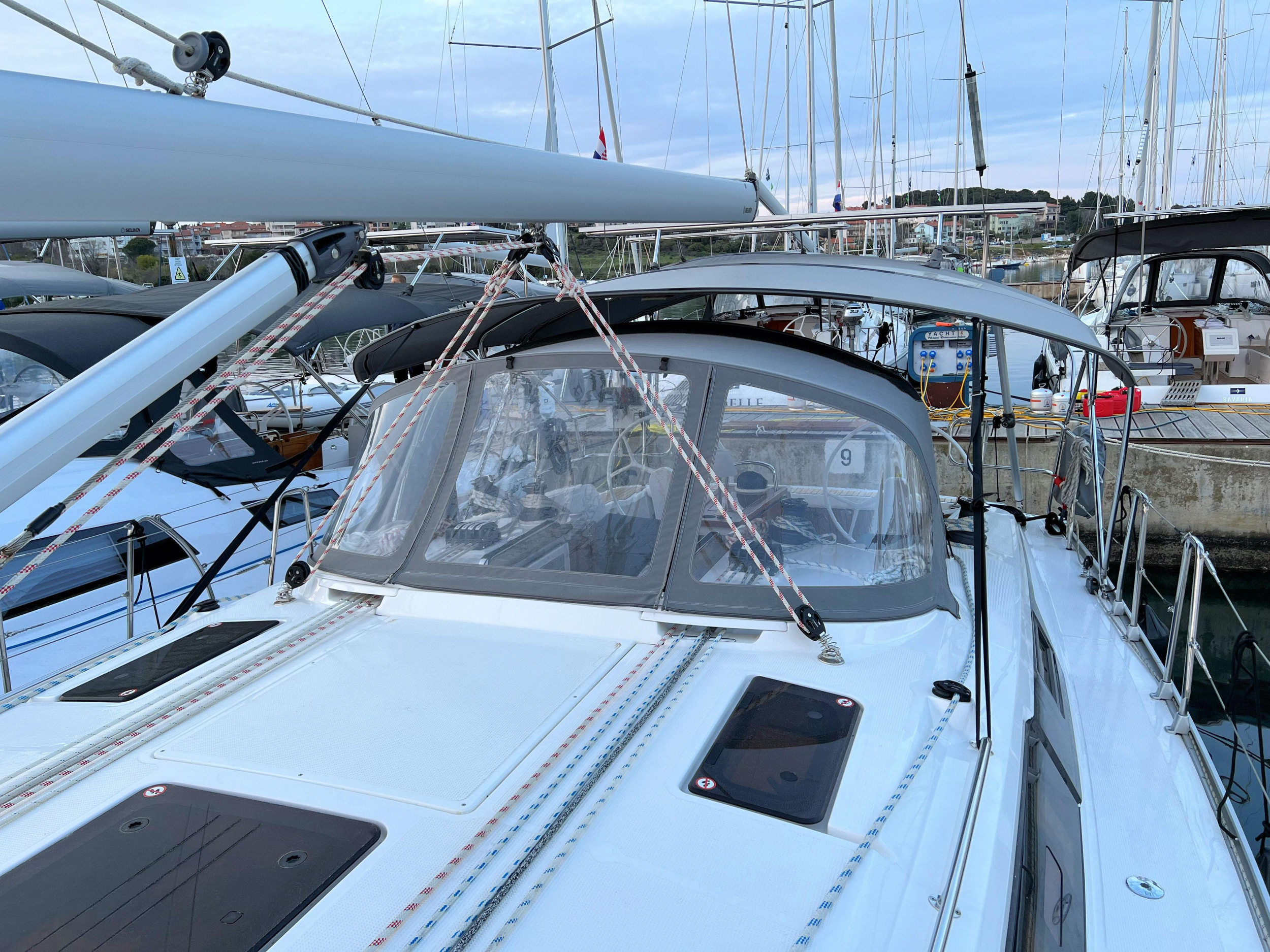 Photo #16 - Bavaria Cruiser 41 (Panda III) in Pula - 15875