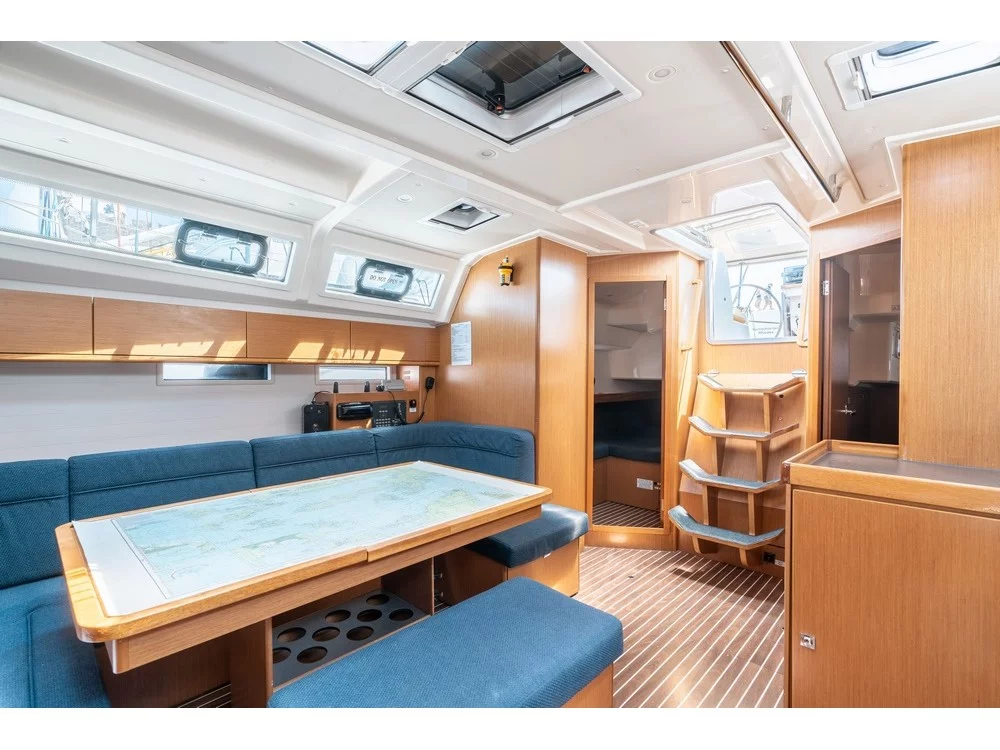 Bavaria 46 Cruiser (Fedias) Interior image - 2