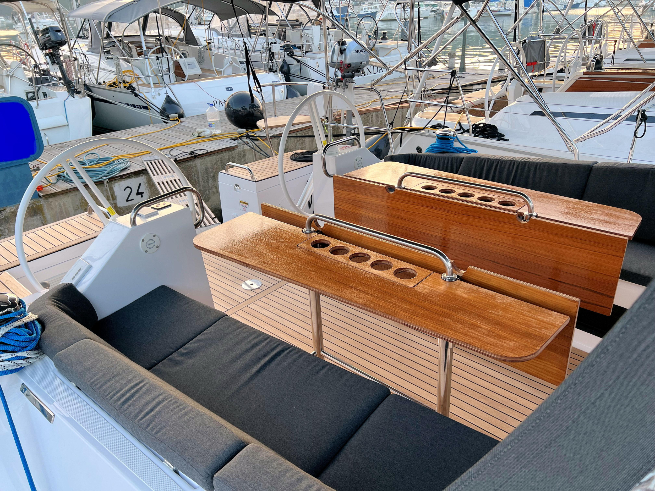 Photo #7 - Elan Impression 45.1 Owner version (Polaris) en Pula - 18331
