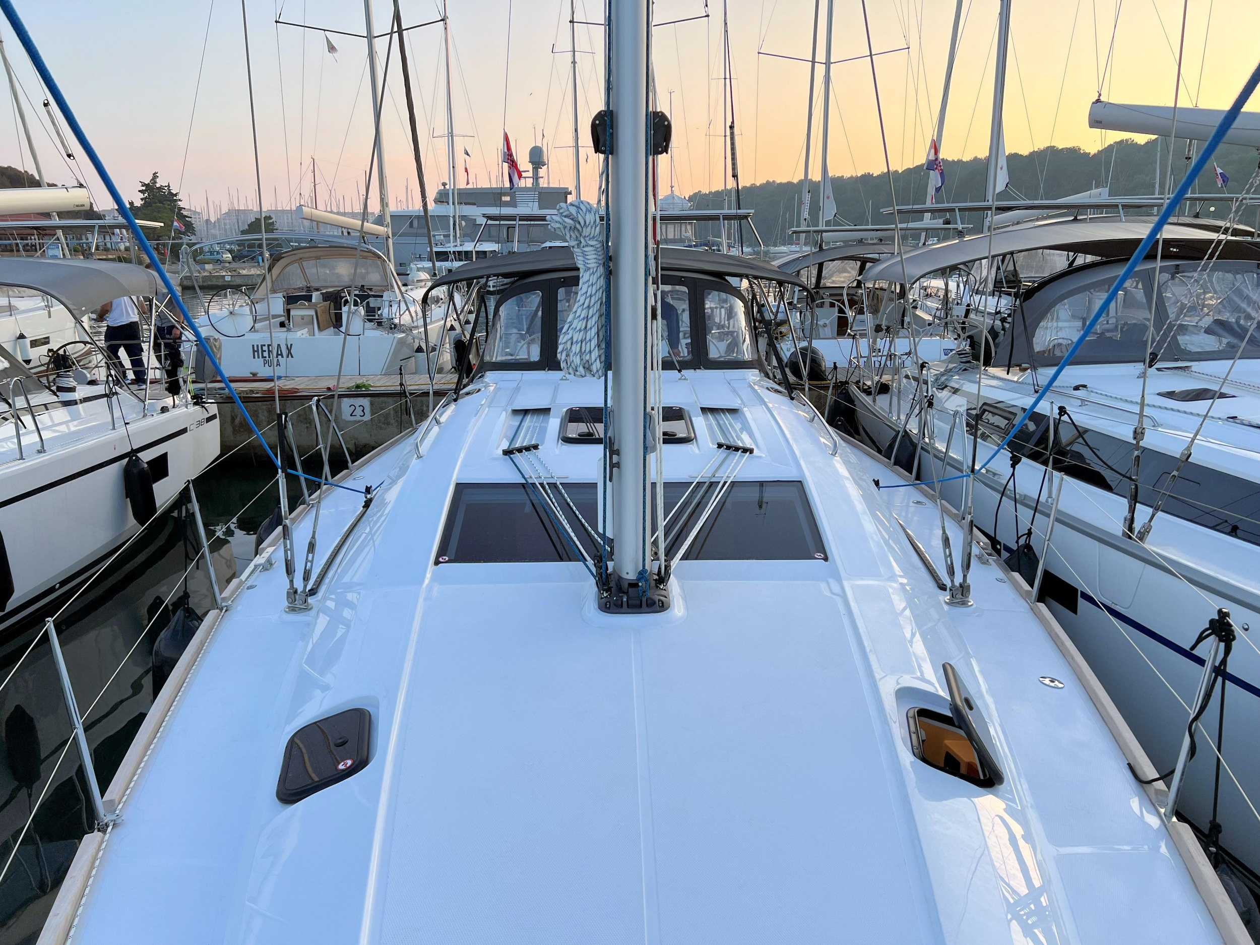 Photo #21 - Elan Impression 45.1 Owner version (Polaris) en Pula - 18331