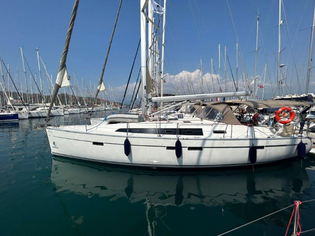Photo #11 - Bavaria 46 C (Berry) in Fethiye - 20328