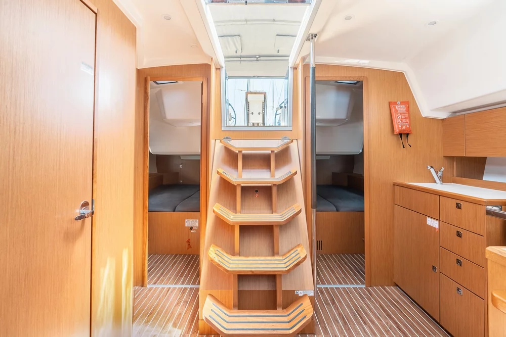 Bavaria C42 (Avra)  - 17