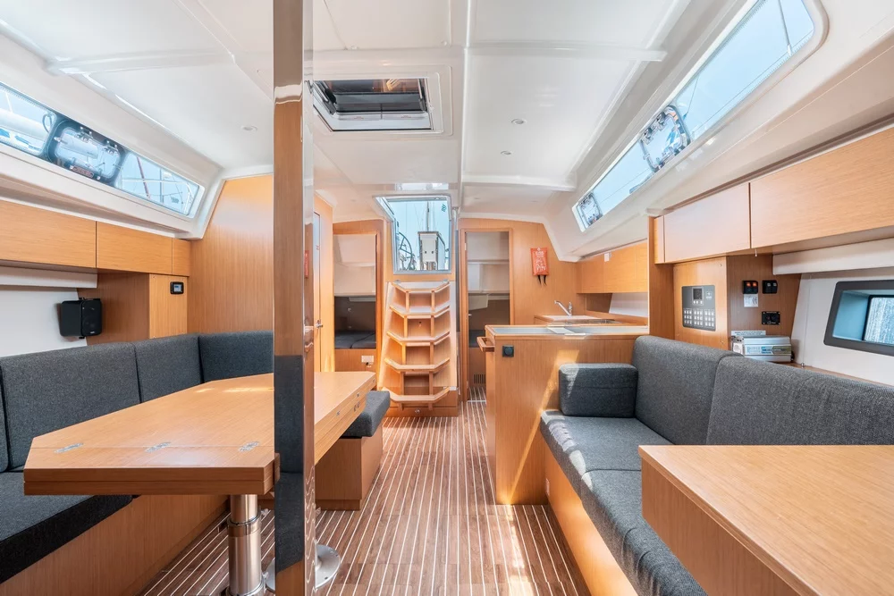 Bavaria C42 (Avra)  - 22