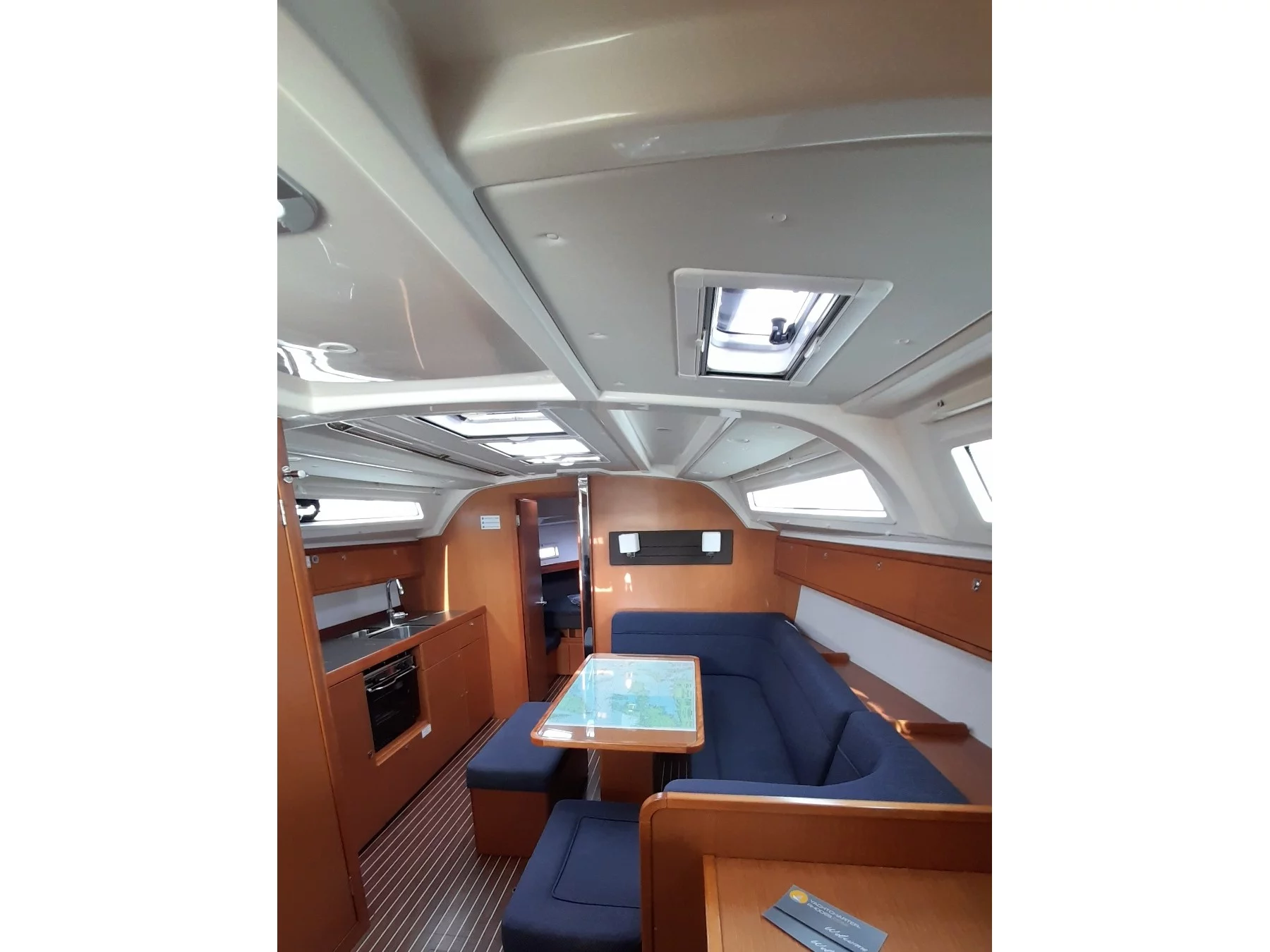 Bavaria 41 Cruiser (Optasia) Interior image - 3