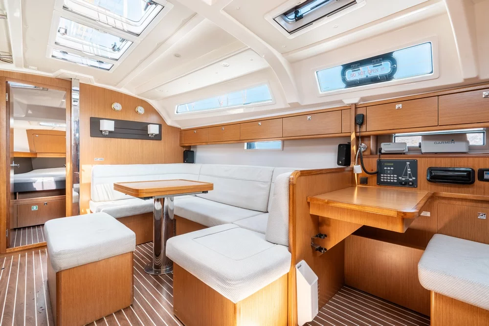 Bavaria 41 Cruiser (Alkyoni)  - 16