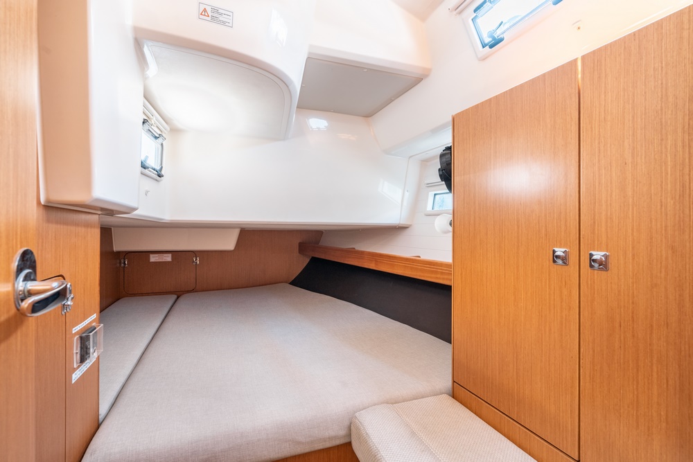 Photo #12 - Bavaria 41 Cruiser (Alkyoni) in Rodi - 15893