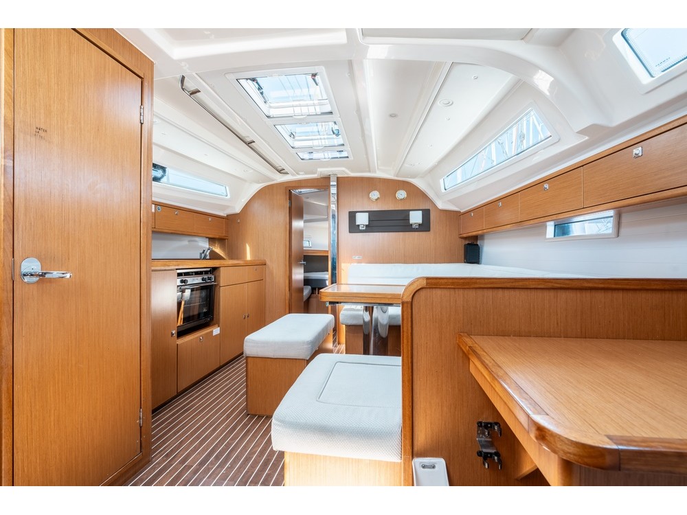 Photo #21 - Bavaria 41 Cruiser (Alkyoni) in Rodi - 15893