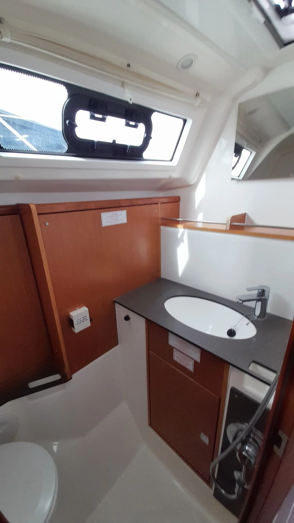 Bavaria 37 Cruiser (Nenemia)  - 1