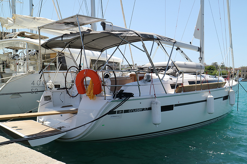 Photo #7 - Bavaria 37 Cruiser (Nenemia) en Rodas - 15897
