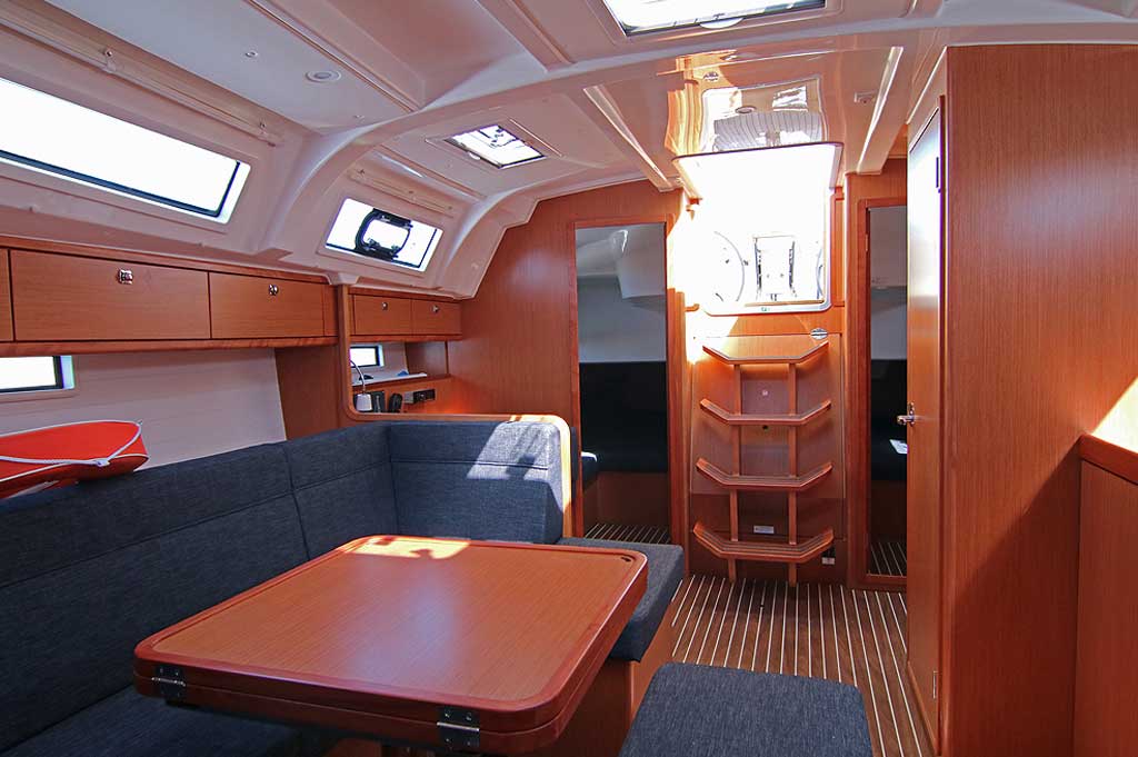 Photo #2 - Bavaria 41 Cruiser (Nostalgia) in Rodi - 15894