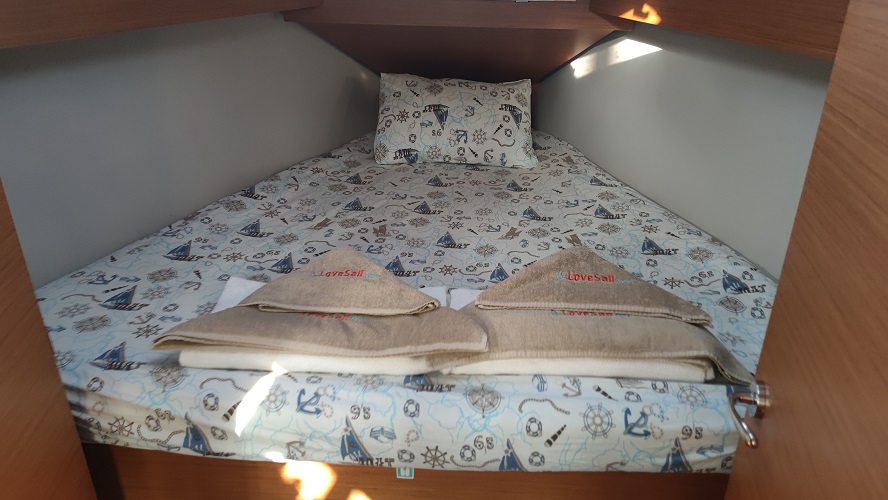 Photo #7 - Dufour 360 3 Cabin (Gracia) in Fethiye - 16536