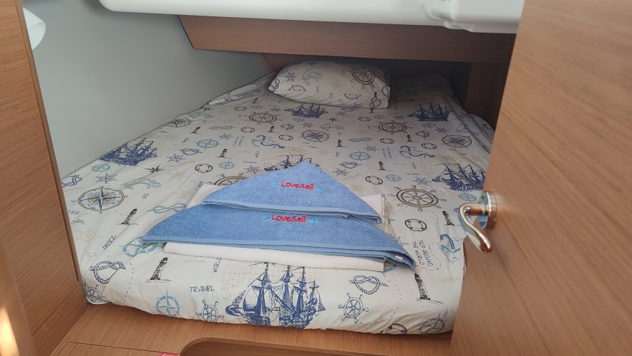 Photo #12 - Dufour 360 3 Cabin (Gracia) in Fethiye - 16536