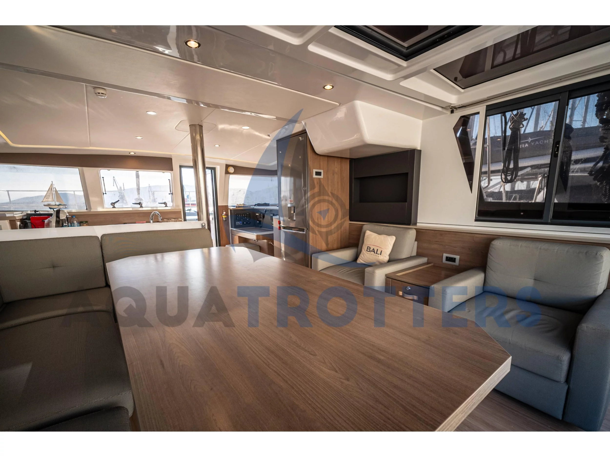 Bali 4.2 (Silver IX) Interior image - 7