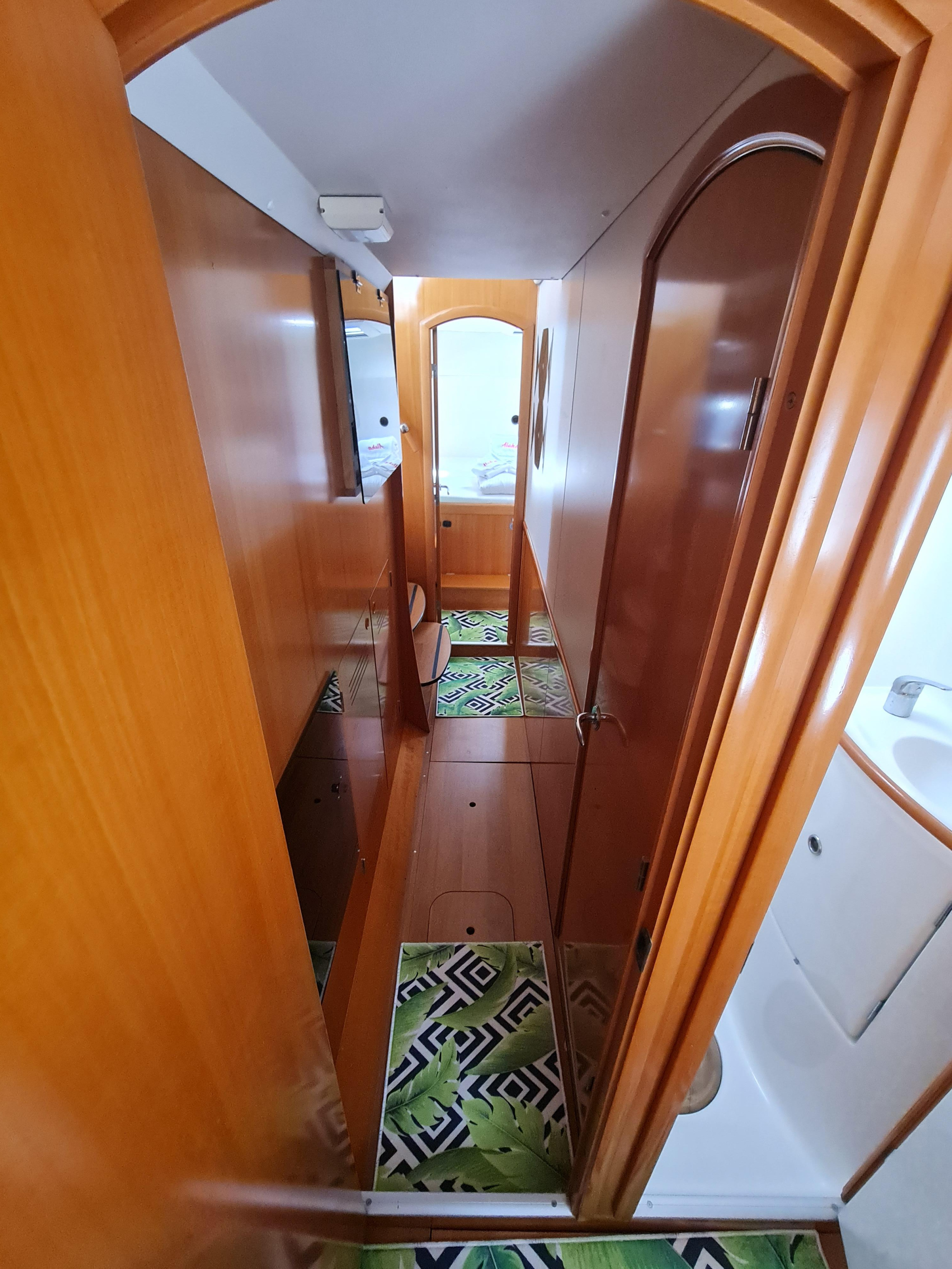 Photo #4 - Lagoon 410 S2 (Aloha) en Fethiye - 20653