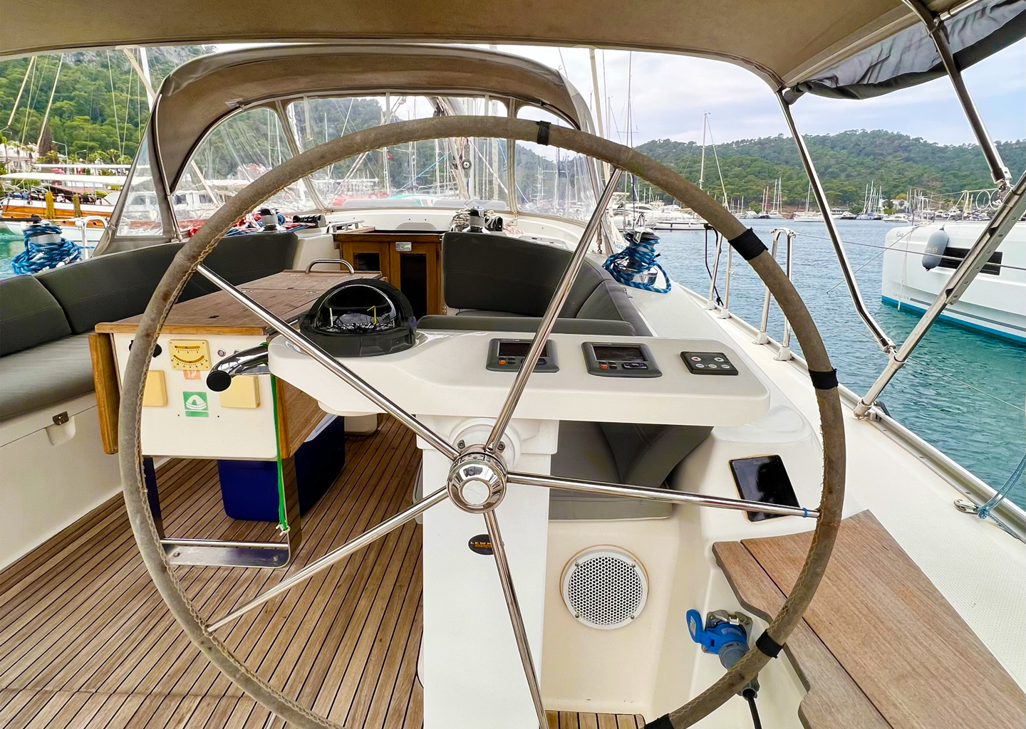 Photo #11 - Bavaria 45 (Aquaholic) in Fethiye - 20655