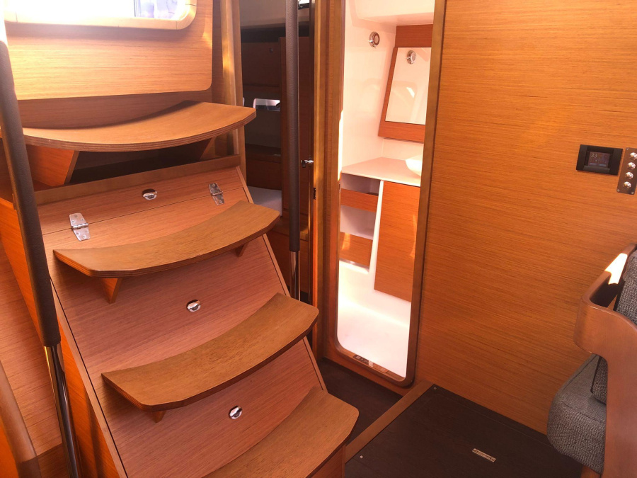 Photo #14 - Dufour 390 Grand Large (Arya) in Palermo - 17883