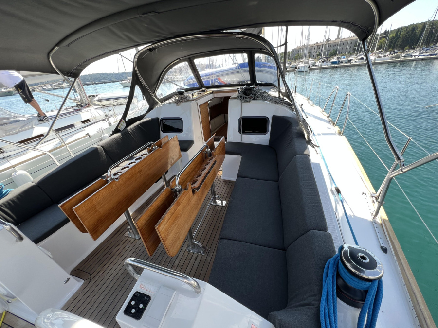 Photo #4 - Elan Impression 45.1 (BABY BLUE) en Pula - 16873