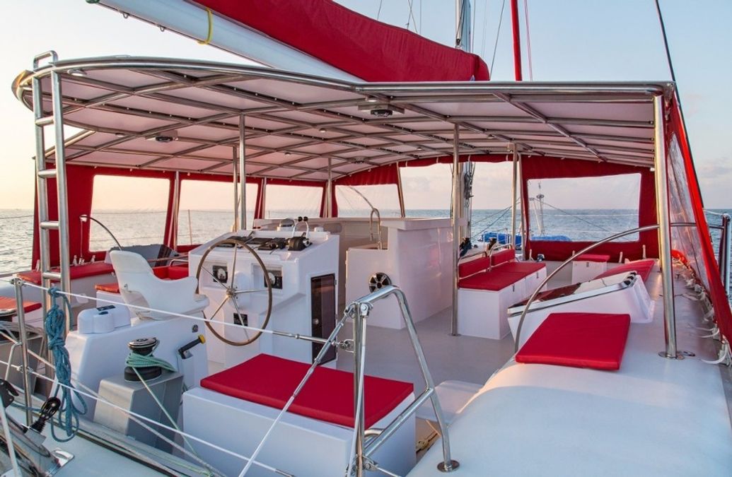 Photo #6 - Ocean Voyager 53 (Poe Nui) in Papeete - 20760