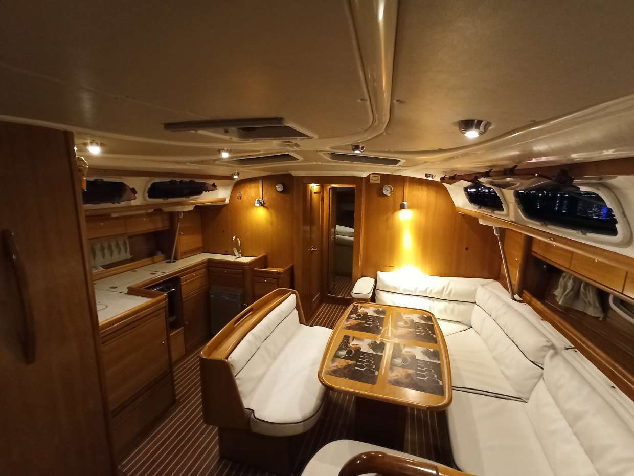 Photo #5 - Bavaria 46 Cruiser (Lila) en Zakynthos - 20778