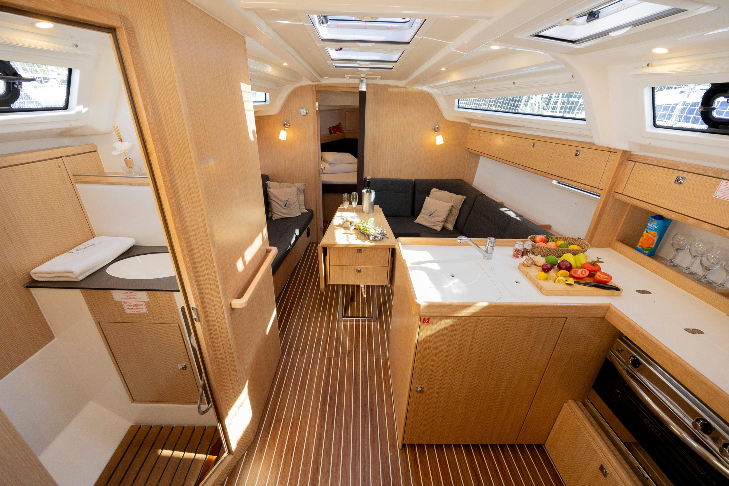 Photo #35 - Bavaria Cruiser 37 Style (FORTUNATA) in Zara - 18356