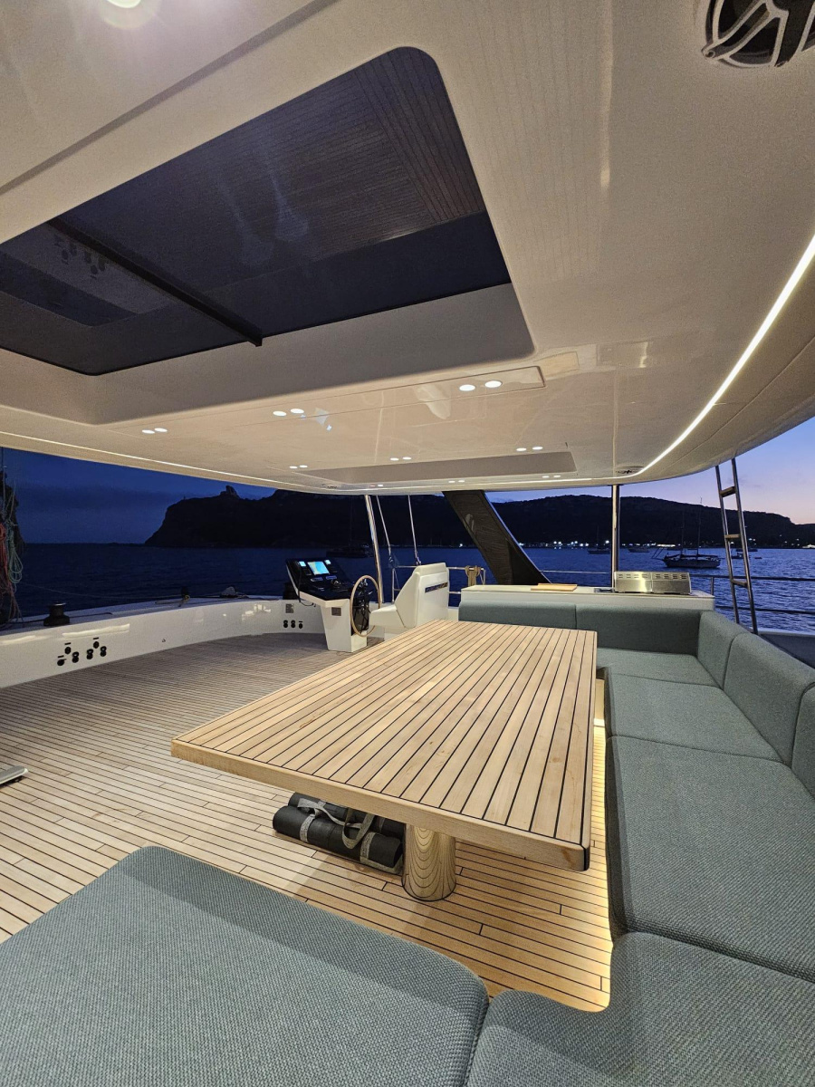 Photo #9 - Sunreef 80 (ENTRE 4) in Sant Antoni de Portmany - 20981