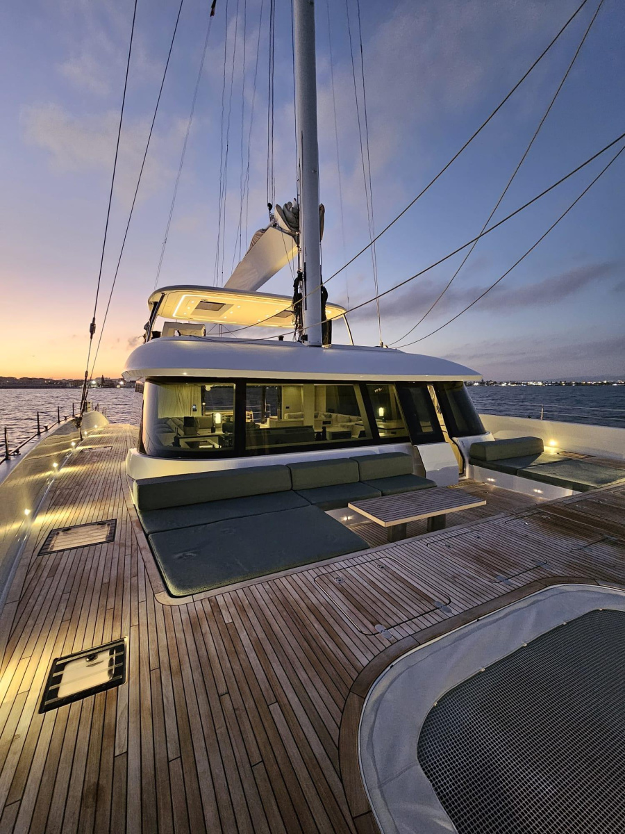 Photo #11 - Sunreef 80 (ENTRE 4) in Sant Antoni de Portmany - 20981