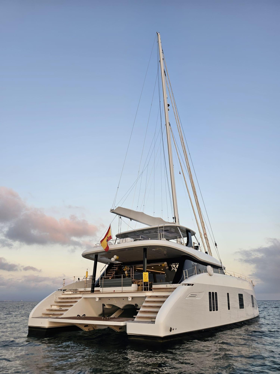 Photo #7 - Sunreef 80 (ENTRE 4) in Sant Antoni de Portmany - 20981